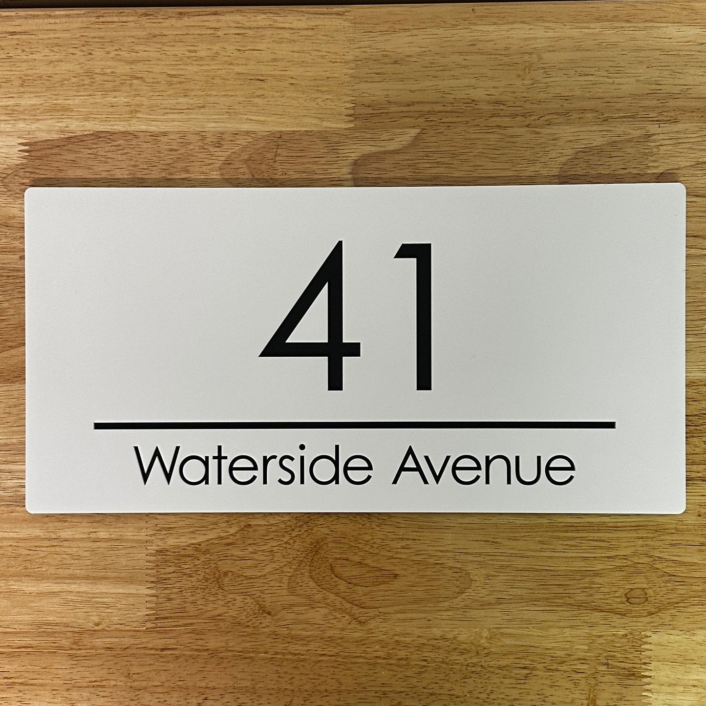 Premium House Number - Landscape - Style 1